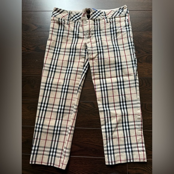 Burberry Capri Pants - Picture 1 of 5